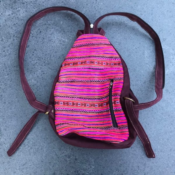 Handgemaakte schoudertas rugtas gekleurd borduursels fairtrade