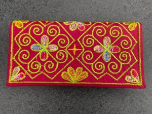 Portemonnee borduursels Vietnam magneetsluiting fair trade handgemaakt Rits sluiting