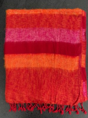 Sjaal van Yakwol Jakwol Jak wol Shawls of Yakwool Fairtrade gestreept roze rood oranje