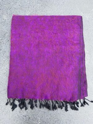 Sjaal van Yakwol Jakwol Shawls of Yakwool Fairtrade paars